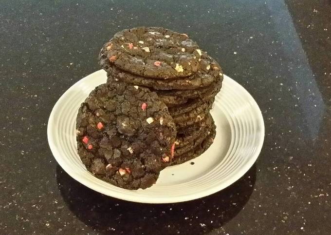 Milk Chocolate Mint Chip Cookies