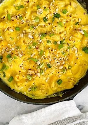 Una foto de Mac & "cheese" 🧀 vegano