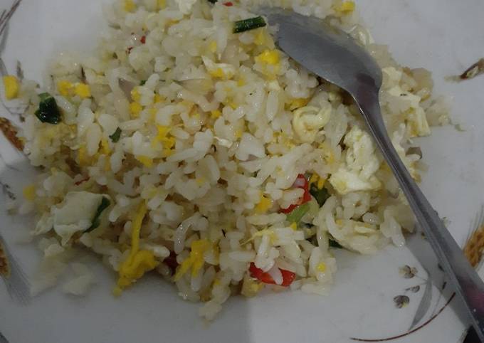 Nasi goreng putih