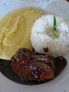 Una foto de Pollo al sillao