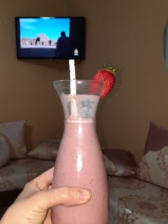 صورة لوصفة عصير الفراوله والموز 🧋🍓🍌