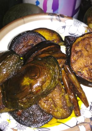 A picture of Brinjal fry.