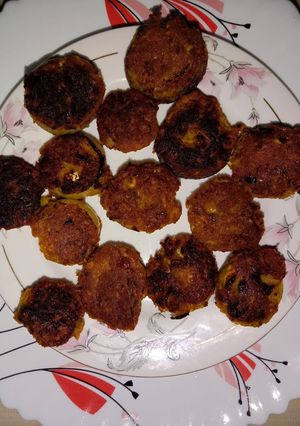 স্টাফড ওনিয়ন রিং(stuffed onion ring recipe in bengali) রেসিপির প্রধান ছবি