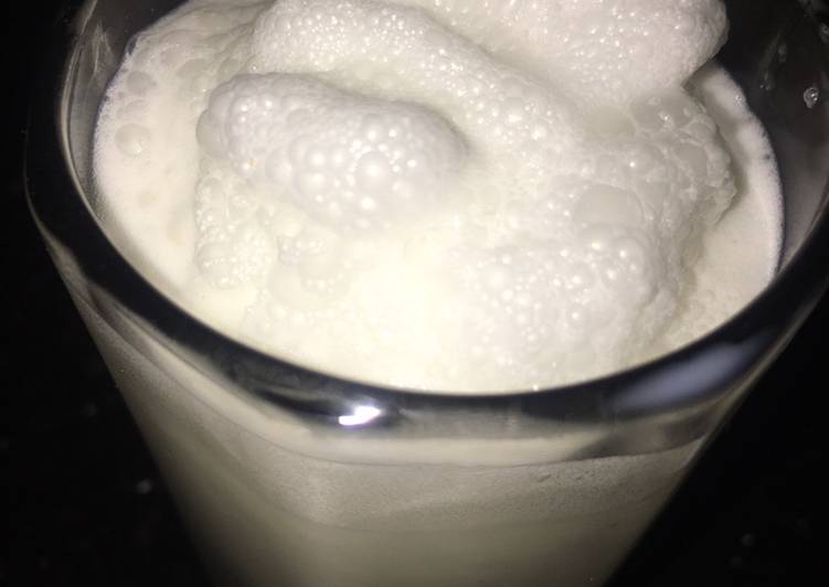 How to Make Ultimate Vanilla milk shake