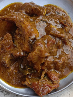 देसी स्टाइल मटन करी (desi style mutton curry recipe in Hindi) रेसिपी मुख्य फोटो
