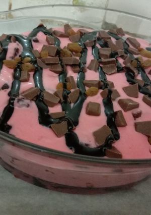 A picture of Cold Cake or Ice-cream Cake 🍦🍰.