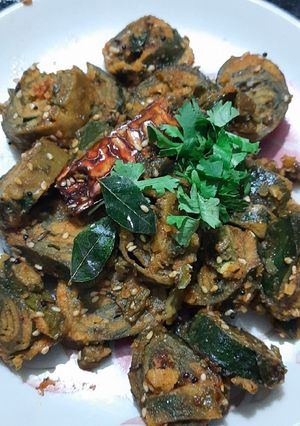 રસ પાત્રા (Ras Patra Recipe In Gujarati) રેસીપી મુખ્ય ફોટો