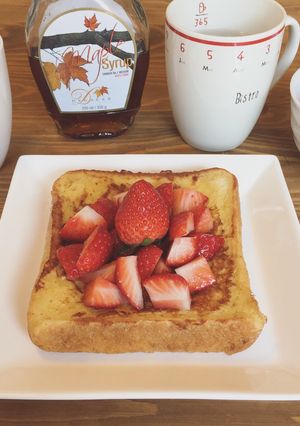 รูปของ French Toast กรอบนอกนุ่มใน