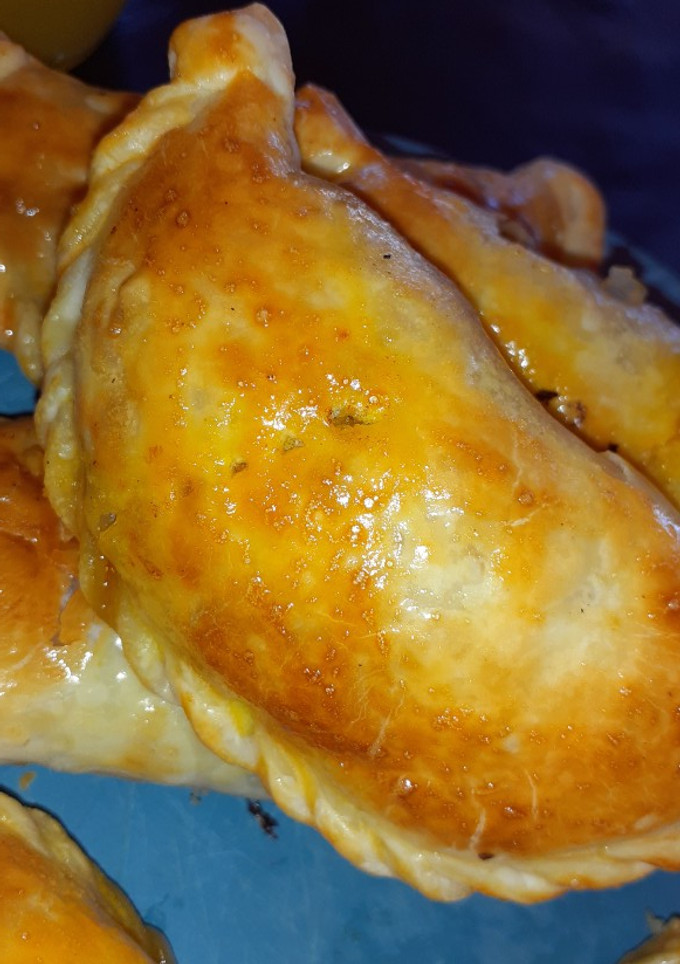 Una foto de Empanadas de pollo