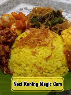 Foto resep Nasi Kuning Magic Com
