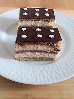 Mézes  gesztenyés szelet recept fotója