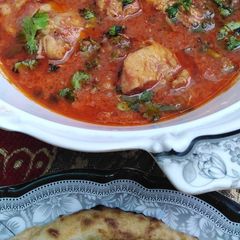 A picture of Chicken karahi 😋.