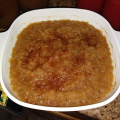 A picture of Homemade Classic Cinnamon Applesauce.