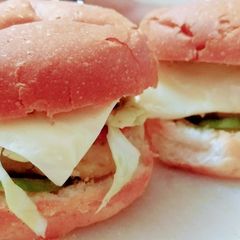 A picture of Jain Vegetable Burger 🍔.