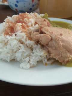 Una foto de Pollo Guisado o Entomatado