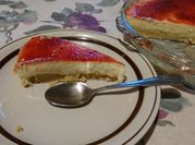 Una foto de cheesecake de frambuesas