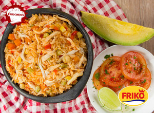 Una foto de Arroz conpollo colombiano