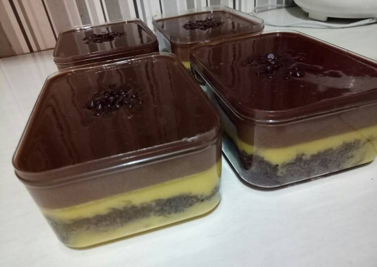 Desert box brownies with Puding