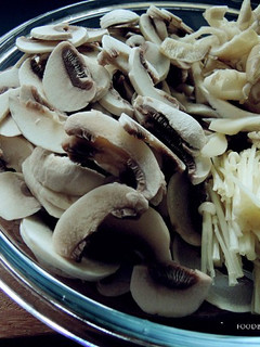 素食鲜菇炒 的食譜成品照片