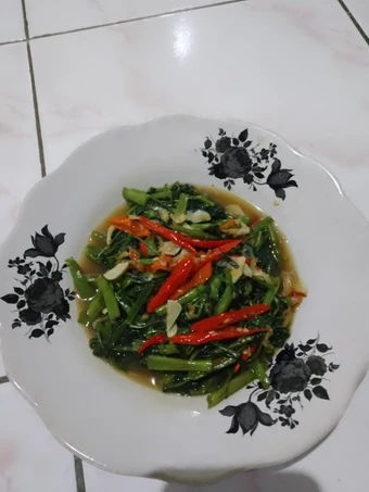 Cara Gampang Menyiapkan Resep Tumis kangkung saus tiram ebi yang Enak Banget Anti Ribet, Mantap