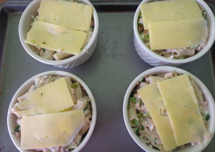 Step-by-Step Guide to Prepare Award-winning Sour Cream and Tuna Bake