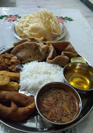 A picture of Special Maharashtraian Thali.