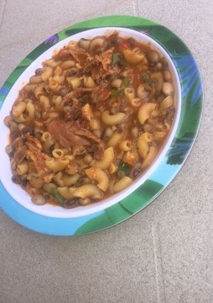 A picture of Macaroni & beans porridge🍲.