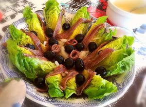 Una foto de Cogollos de lechuga en mayonesa a los seis ingredientes