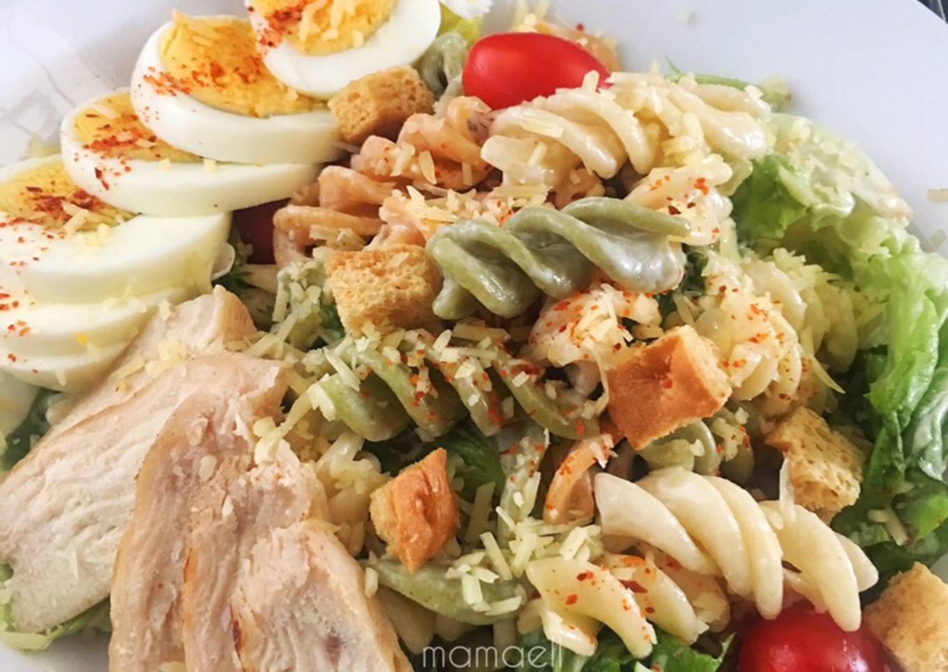 Caesar Salad with Chicken Fusili #DaporAzahZara
