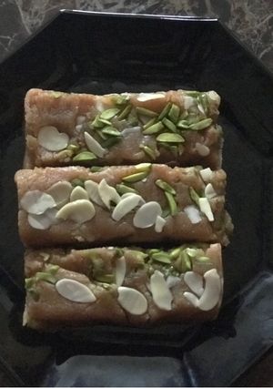 A picture of Aflatoon barfi.