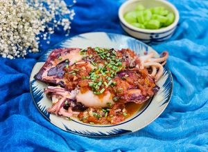 Hình của món Mực Nhồi Thịt Sốt Cà Chua.