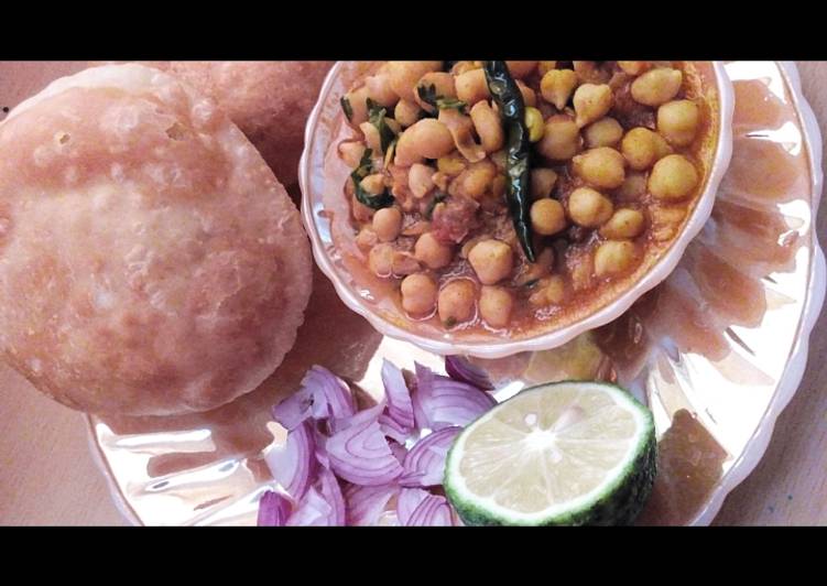 Steps to Prepare Perfect Chickpeas curry