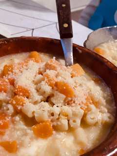 Una foto de Sopa de fideos súper fácil, económica y muy rica