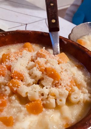 Una foto de Sopa de fideos súper fácil, económica y muy rica