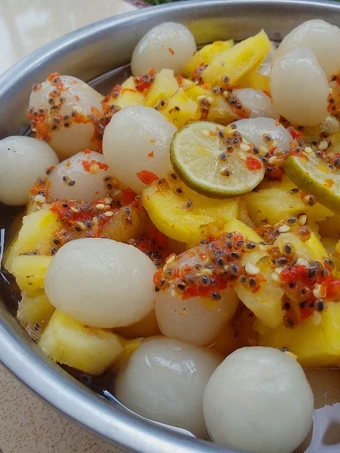 Easy Way Prepare Asinan Buah Nanas Rambutan the  Makes Drooling So Delicious
