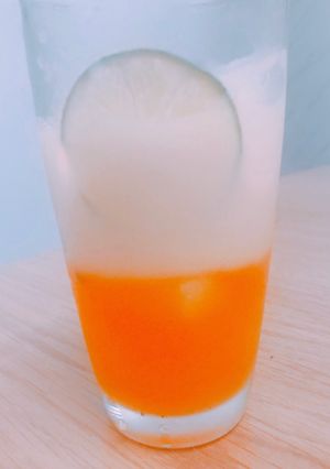 Hình của món Hoàng hôn màu cam.
