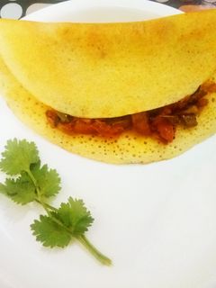 स्टफ्ड मूँग दाल चीला (Stuffed Moong Dal cheela recipe in hindi) रेसिपी मुख्य फोटो