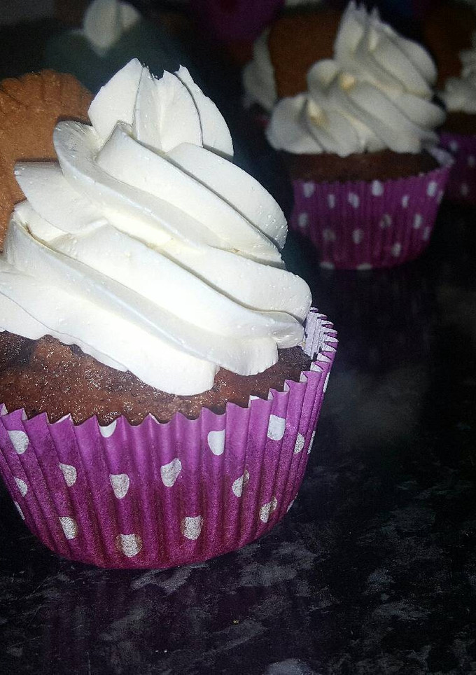 Una foto de Cupcakes de speculoos y buttercream de merengue suizo
