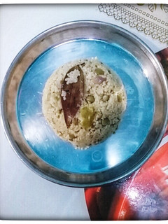 தினை அரிசி தேங்காய்ப்பால் புலாவ் (Thinai arisi thenkaai paal pulao recipe in tamil) செய்முறை முக்கிய புகைப்படம்