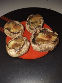 Una foto de Champiñones con roquefort