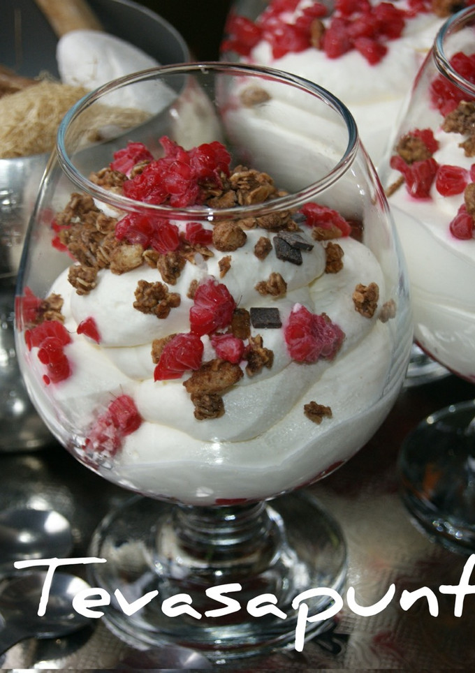 Una foto de Muesli yogur