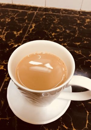 A picture of Cardamom tea.