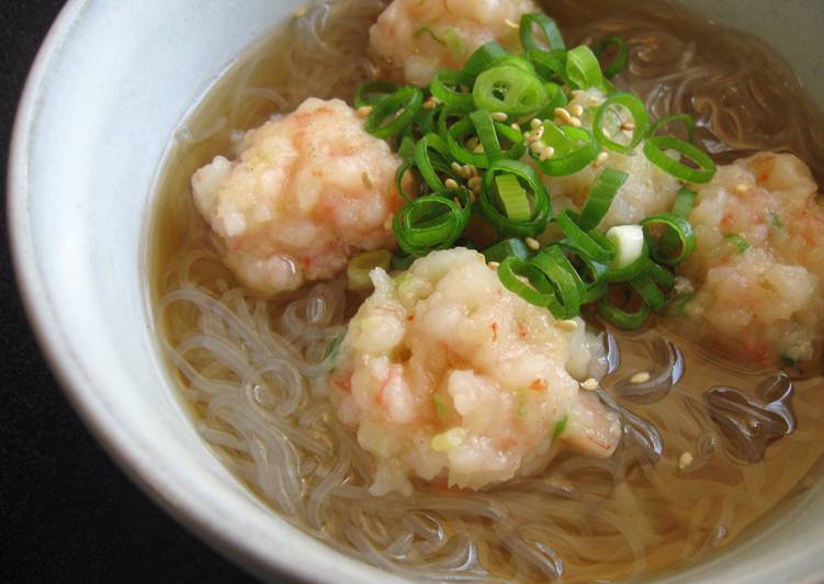 Recipe of Award-winning Prawn Balls &amp; &#39;Harusame&#39; Soup