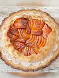 Tarte rustique aux abricots