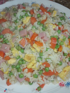 Una foto de Arroz tres delicias