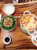 Lẩu cháo dưỡng sinh (lẩu cháo kỷ tử nghệ tây)