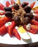 Ensalada de Atún con Tomate y Aceitunas