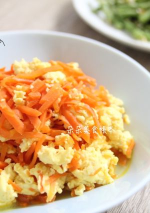 紅蘿蔔絲炒蛋 美味鮮甜秘訣 的食譜成品照片