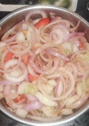 मसाला सलाद (Masala salad recipe in hindi) रेसिपी मुख्य फोटो