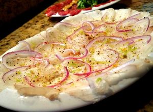 Una foto de Tiradito de Róbalo exquisito